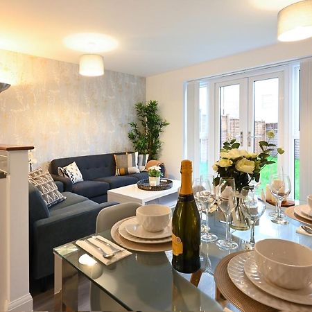 Luxury 4 Bed House With Gated Parking In The Heart Of Birmingham!公寓 外观 照片
