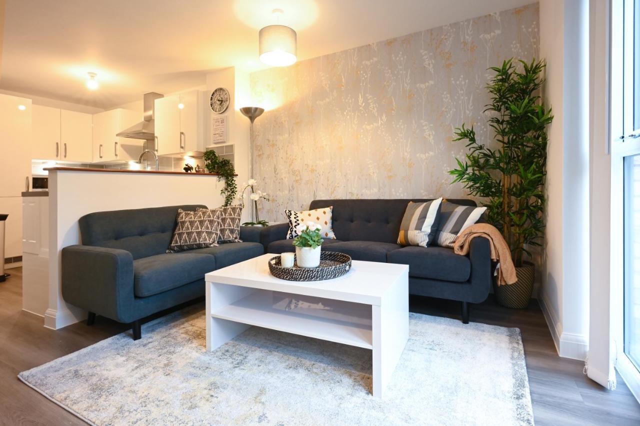Luxury 4 Bed House With Gated Parking In The Heart Of Birmingham!公寓 外观 照片