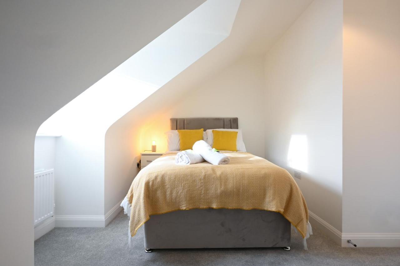 Luxury 4 Bed House With Gated Parking In The Heart Of Birmingham!公寓 外观 照片