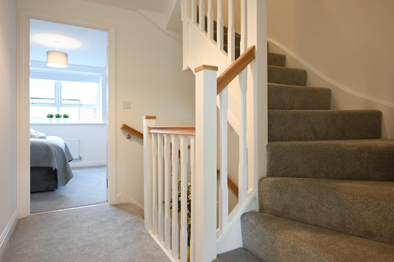 Luxury 4 Bed House With Gated Parking In The Heart Of Birmingham!公寓 外观 照片